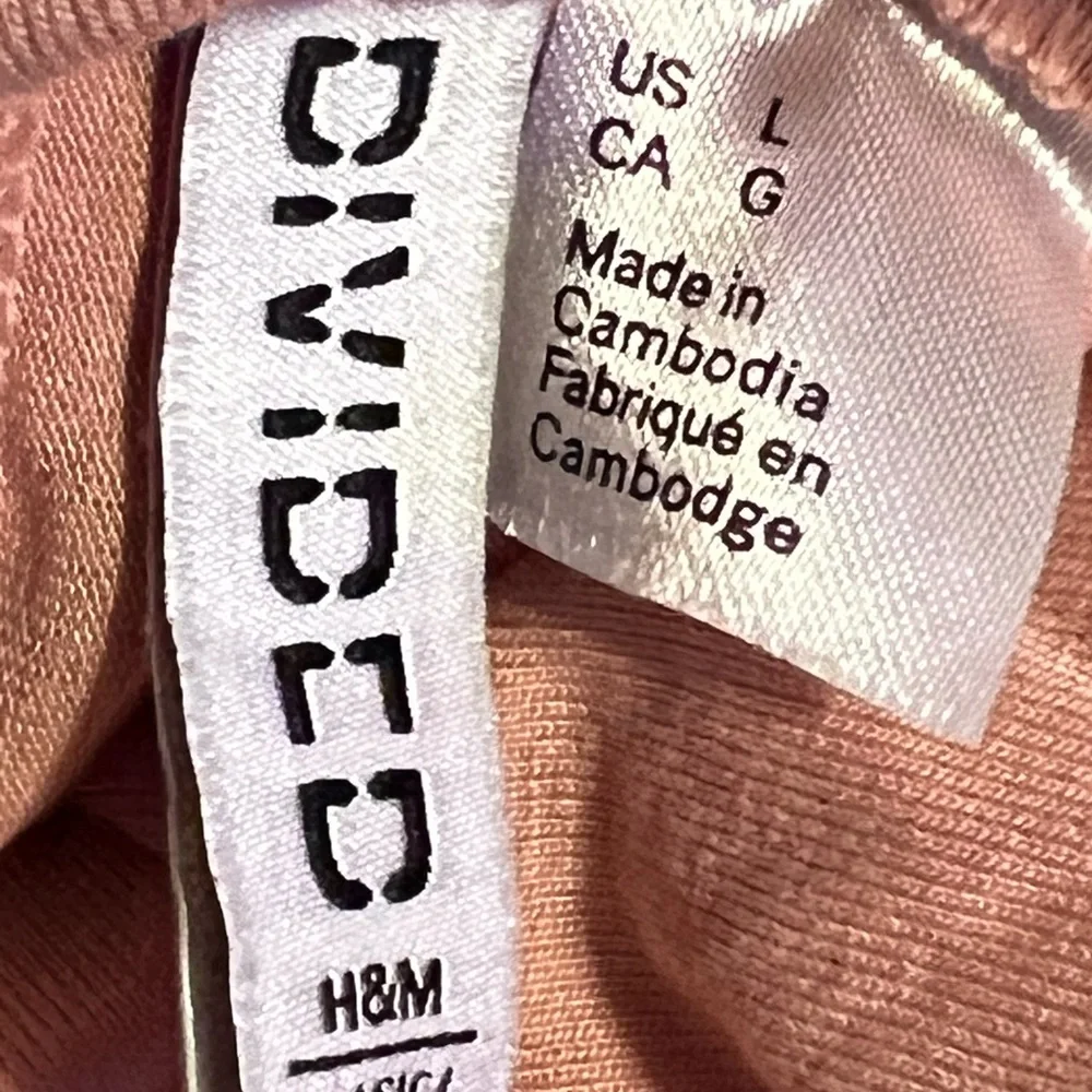 Line New H&M Divided Soft Pink Long Sleeve Top